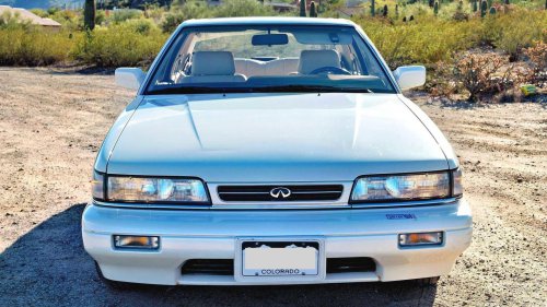 Everyone forgot about the 1990-1992 Infiniti M30 sports coupe and convertible