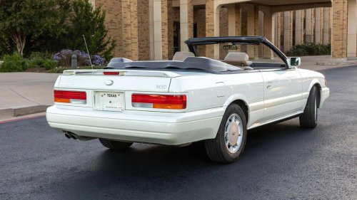 Everyone forgot about the 1990-1992 Infiniti M30 sports coupe and convertible