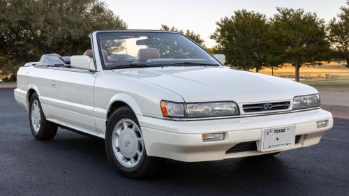 Infiniti, Everyone forgot about the 1990-1992 Infiniti M30 sports coupe and convertible