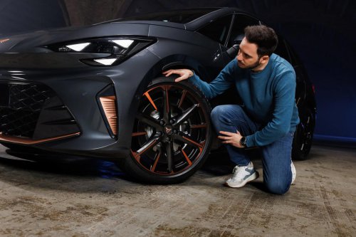 Nos subimos al Cupra Born 2027: evolución en diseño, autonomía y sí, también en lo que esperabas