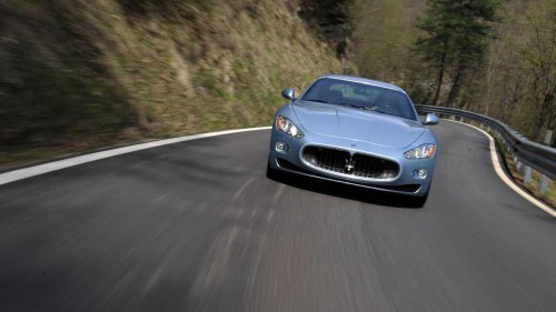 Maserati GranTurismo 4.2 review: Stylish Italian grand tourer