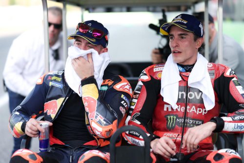 El jefe de KTM, sobre el duelo entre Pedro Acosta y Marc Márquez en el GP de Tailandia: "Lo ganó por méritos"
