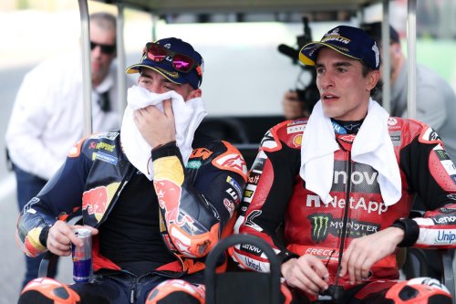 KTM, El jefe de KTM, sobre el duelo entre Pedro Acosta y Marc Márquez en el GP de Tailandia: "Lo ganó por méritos"