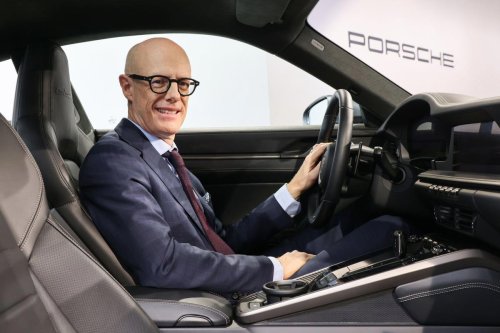 Porsche, Porsche 911, Porsche Cayenne, Porsche quiere subir de nivel y ya estudia modelos y derivados por encima del 911 y el Cayenne