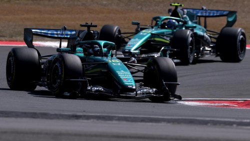 Honda, Aston Martin, Honda autoriza a Aston Martin a intentar completar la carrera, pero el AMR26 tiene otros problemas que dependen de Newey
