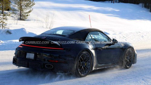 Refreshed Porsche 911 Turbo Touring, Cabrio trims spied snow-testing in the north