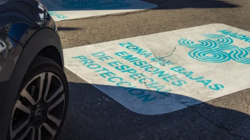 Ya es oficial: Madrid permite circular a los coches más contaminantes sin etiqueta