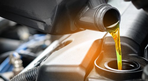 Echaron aceite de oliva virgen extra en el motor pensando que no pasaría nada y la sorpresa fue mayúscula