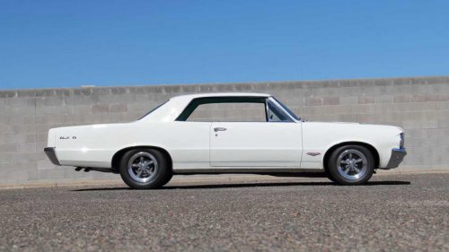 Pontiac, Pontiac's first muscle car that started the whole GTO legend