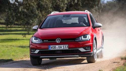 10 station wagons that offer better value than modern SUVs