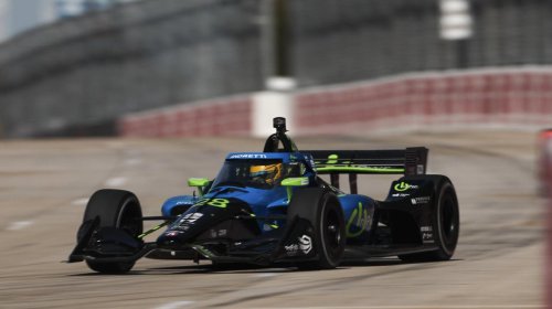 Marcus Ericsson finiquita su sequía de 117 carreras con su primera pole ante Álex Palou