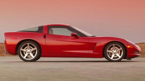 2005 Chevrolet Corvette C6: Affordable 400-horsepower sports car