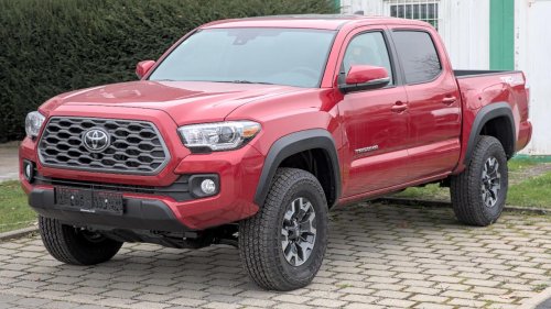 6 trucks that refuse to die even after 250,000 miles