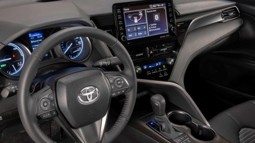 Toyota, Toyota Camry, Why you should buy a used Toyota Camry instead of a new compact