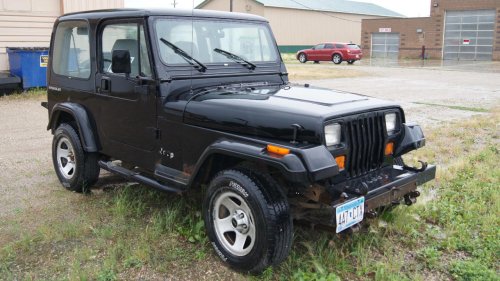 9 vehicles that handle harsh conditions without failing