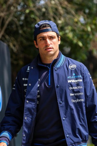 Carlos Sainz baja de la nube a Williams F1 y Alex Albon tras el GP de China: "Voy muy lento, no me divierto"