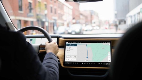 Rivian R1S resale value plummets: Why the electric SUV is a bargain now