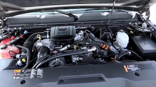 What're the differences between Duramax LML, L5P, LB7, and LBZ diesel engines?