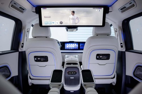 Mercedes-Benz, Mercedes-Benz VLE: El primer «salón sobre ruedas»