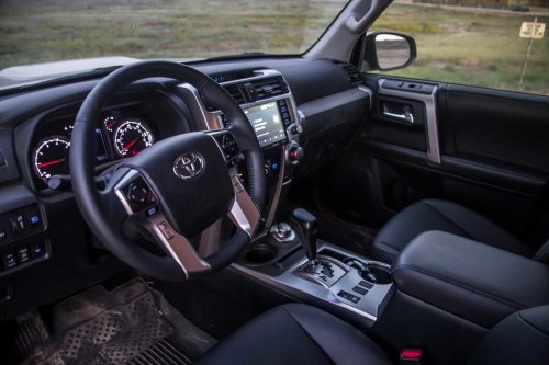 SUV, The only modern SUV that still uses a bulletproof old school 5-speed transmission