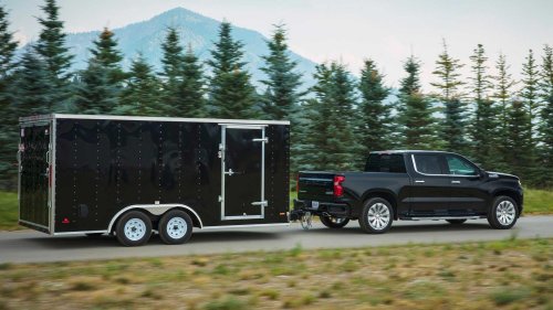 Chevrolet, Chevrolet Silverado, A 5-year-old fully-loaded Chevrolet Silverado 1500 costs less than a brand-new work truck
