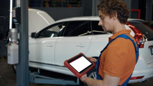 Driver says mechanic quoted $2,400 for a repair until another shop fixed it with a $40 sensor