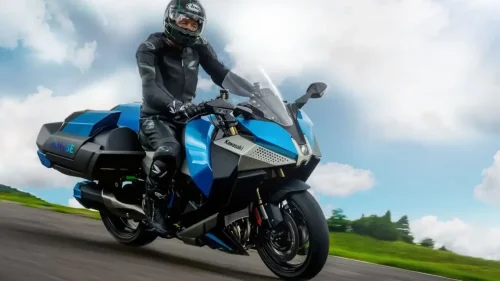 Kawasaki se ha adelantado y ha presentado la primera motocicleta con motor de hidrógeno