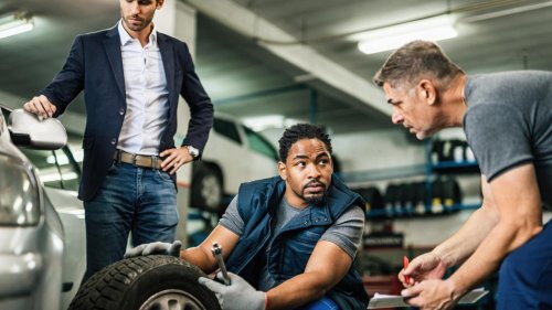 Driver says his tire shop insisted the wheels were bent until another mechanic checked them