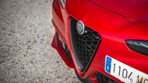 BMW | Se sigue vendiendo por menos de lo que cuesta un BMW Serie 3, solo gasta 5 litros y presume de un dinamismo superior