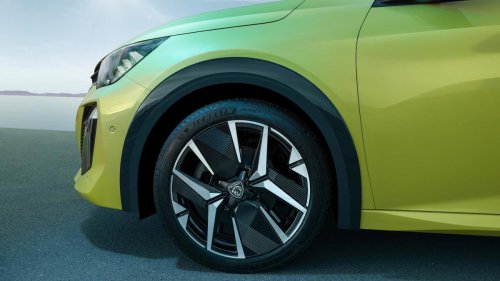 Nuevo motor gasolina con cadena de distribución para los Peugeot 208 y 2008