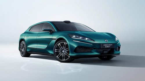 Carga en 5 minutos, tiene 800 km de autonomía y ahora se actualiza con conducción autónoma antes de su llegada a Europa