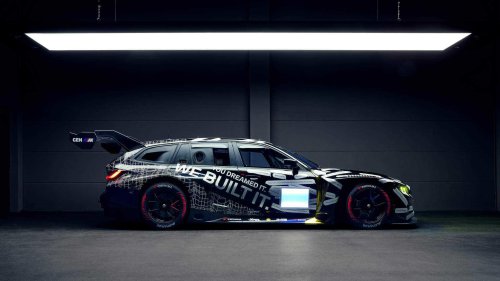BMW reveals the real M3 Touring GT3 wagon