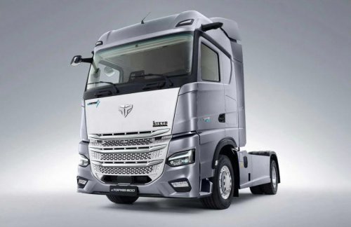 Este camión eléctrico chino quiere reventar el mercado europeo: recarga ultrarrápida de 660 kW, batería de 621 kWh y una autonomía de 500 kilómetros