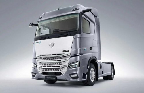 Este camión eléctrico chino quiere reventar el mercado europeo: recarga ultrarrápida de 660 kW, batería de 621 kWh y una autonomía de 500 kilómetros