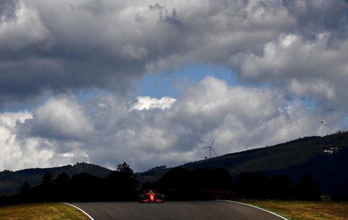 La Fórmula 1 se olvida del aficionado y deja un mes sin Grandes Premios mientras que MotoGP recoloca
