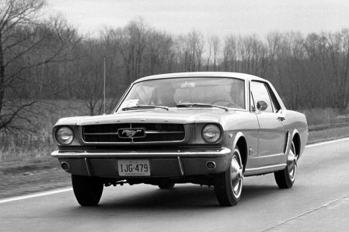 Ford Mustang coupe generations: All model years