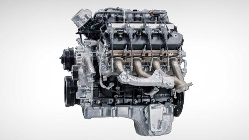 Ford, Ford’s Huge Massive Pickup Truck V8 Is A Blast From The Past in Modern Times