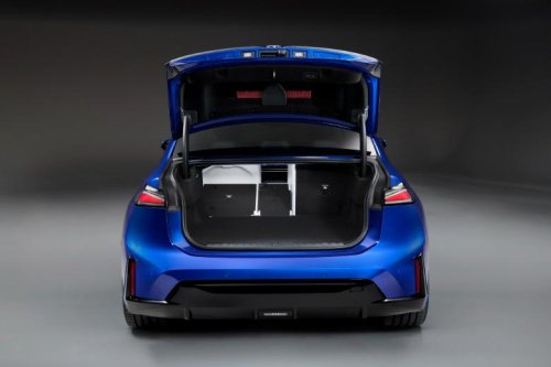 2027 BMW i3 EV returns the 3 Series to its design roots and boasts 440 miles of range