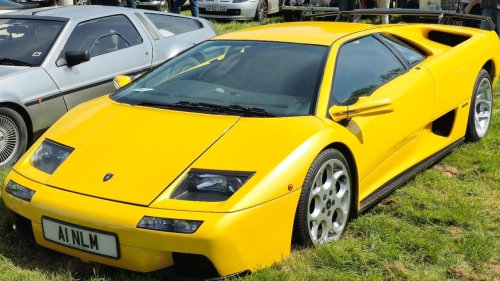 10 classic sports cars that have tremendous value now