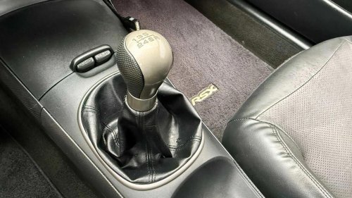 The forgotten Japanese luxury coupe that's fun, cheap, and reliable