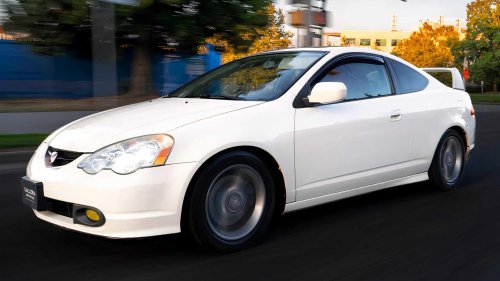 The forgotten Japanese luxury coupe that's fun, cheap, and reliable