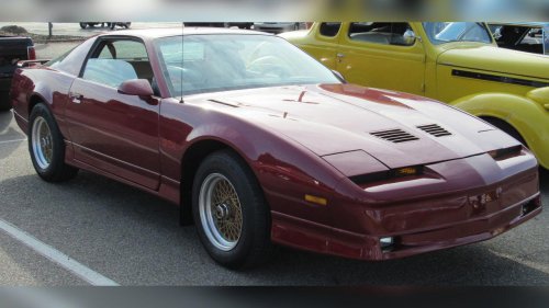 10 cars from the ’90s that defined a new era of speed