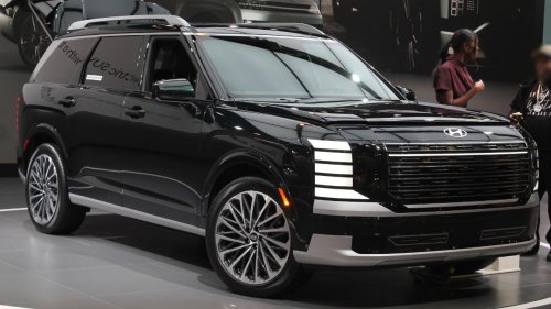Hyundai halts sales, recalls 68,500 2026 Palisades over power-seat risk