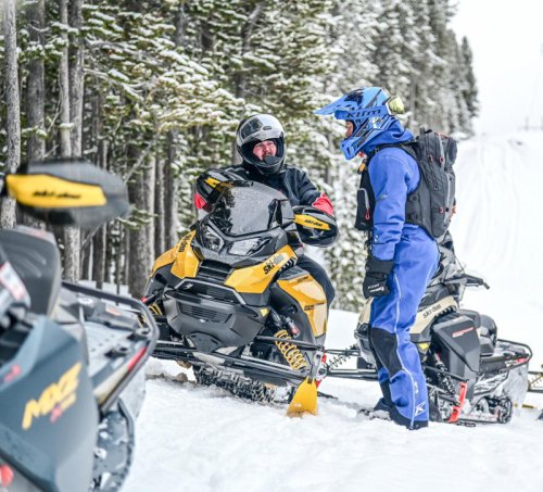I test Ski-Doo's 2027 range in Yellowstone & their line-up this year is impressive