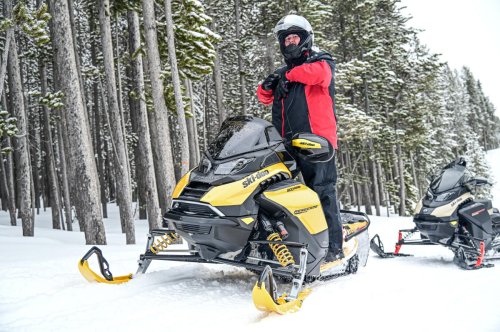 I test Ski-Doo's 2027 range in Yellowstone & their line-up this year is impressive
