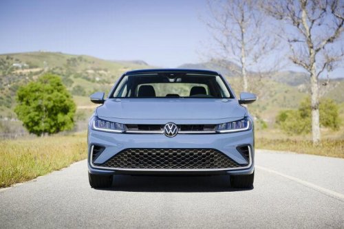 Volkswagen, 50,000 Volkswagen Jettas recalled for fire risk