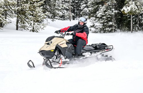 I test Ski-Doo's 2027 range in Yellowstone & their line-up this year is impressive