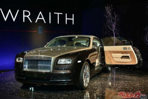 前開きのほうがよくない? なんでクルマのドアは後ろ側が開くのか?