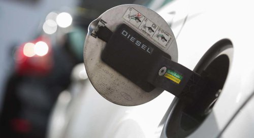 Un experto en motor carga contra los fabricantes de coches diésel por falta de información: "El usuario no tiene por qué saberlo"