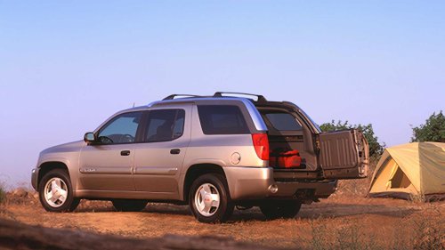 SUV, GMC, SUV or pickup? With the GMC Envoy XUV, you could have both